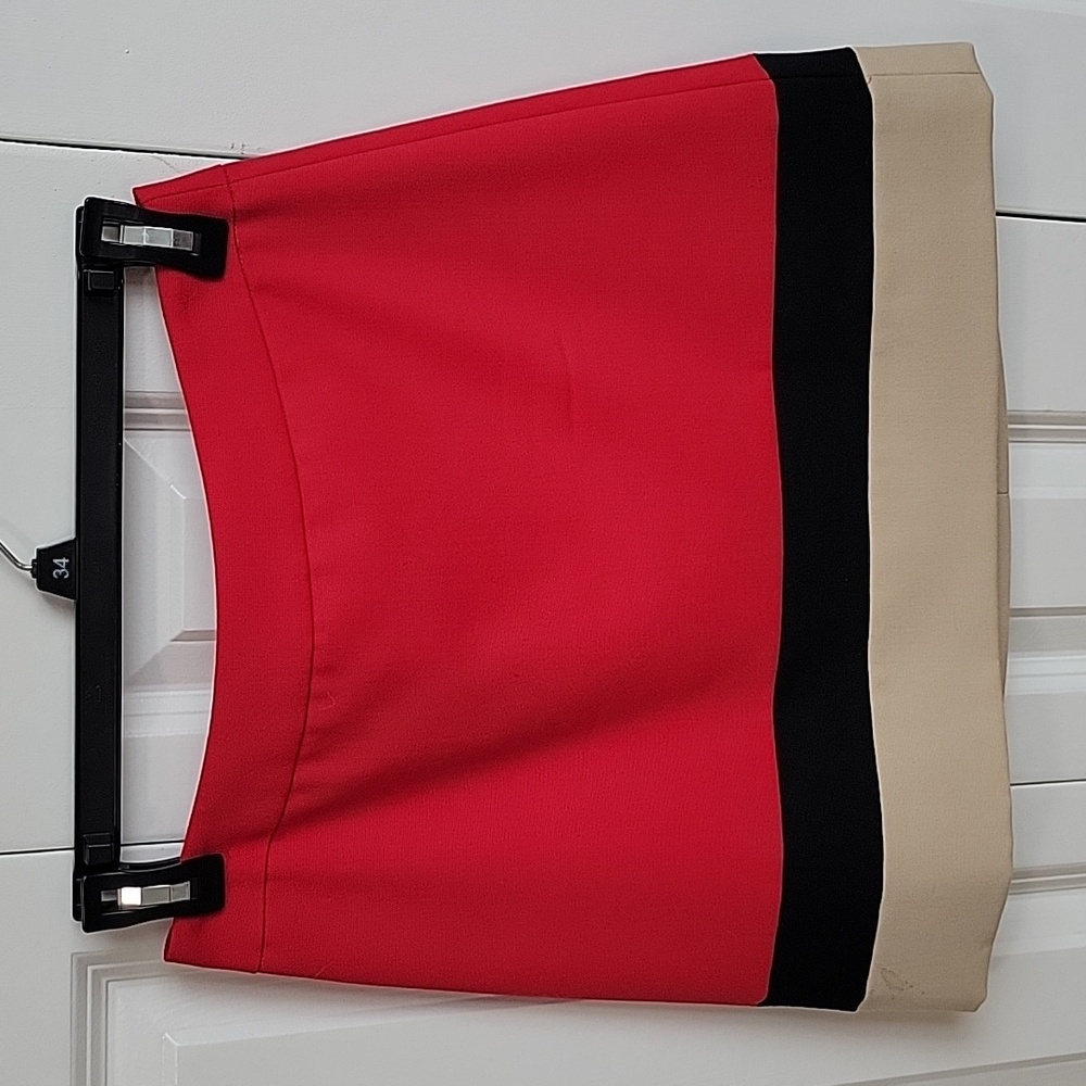 Kate Spade Vibrant Red, Black, And Tan Colorblock Mini Skirt